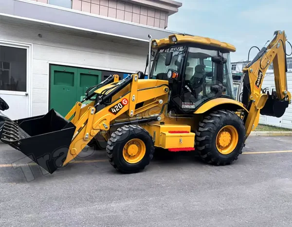 Massive 420G Backhoe Loader In Kenya
