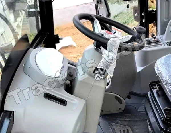 Massive 3CX (Side Shift) Backhoe Loader In Kenya