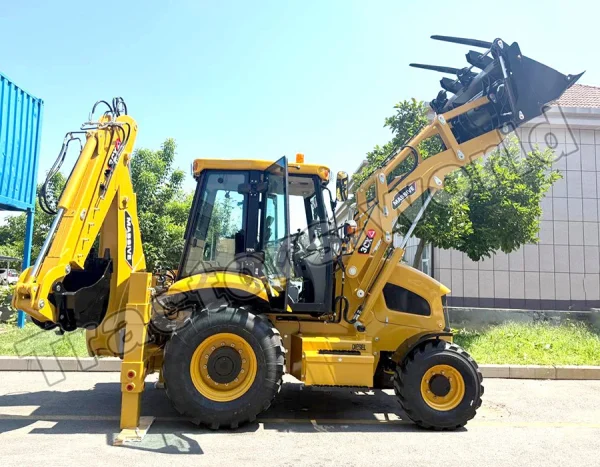 Massive 3CX Side Shift Backhoe Loader In Kenya