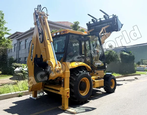 Massive 3CX Side Shift Backhoe Loader In Kenya