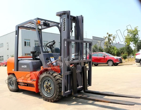 Massive CPCD35 Forklift In Kenya