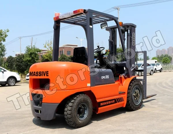 Massive CPCD35 Forklift In Kenya