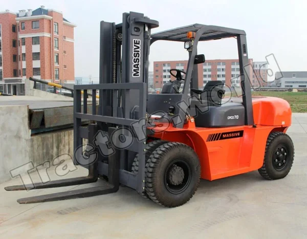 Massive CPCD70 Forklift In Kenya